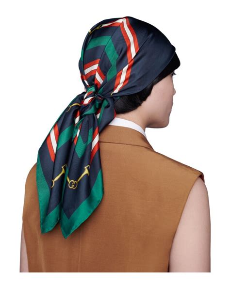 foulard gucci seta anni 70|Sciarpe, foulard e stole da donna Gucci in seta .